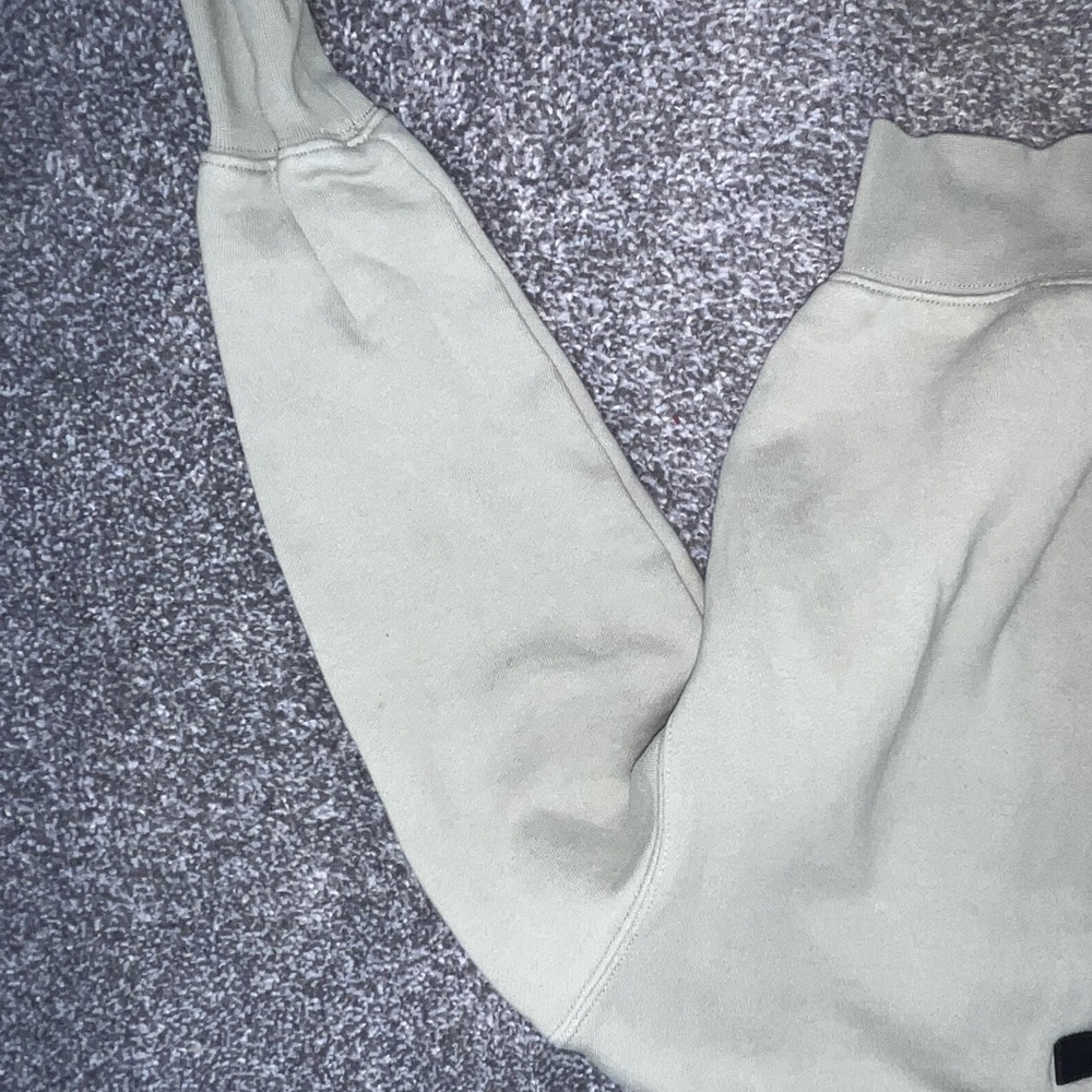 Fear of God Essentials Kids Sage Green Logo Sweatshirt 4-5 years - Picture 7 of 12
